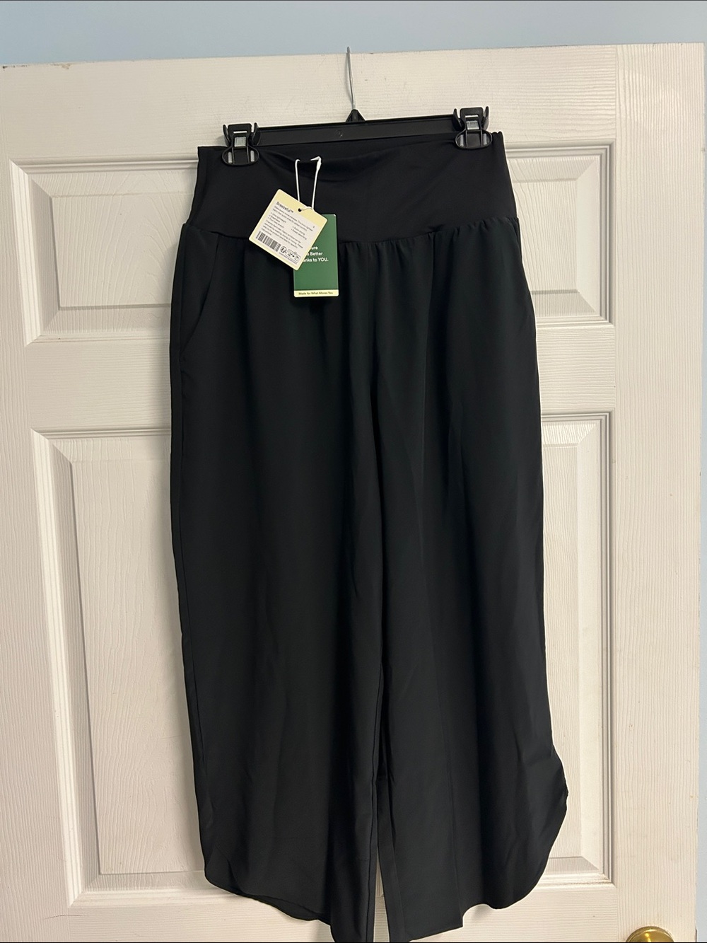 HALARA Black Wide-Leg Pants with Elastic Waist (Breezeful)